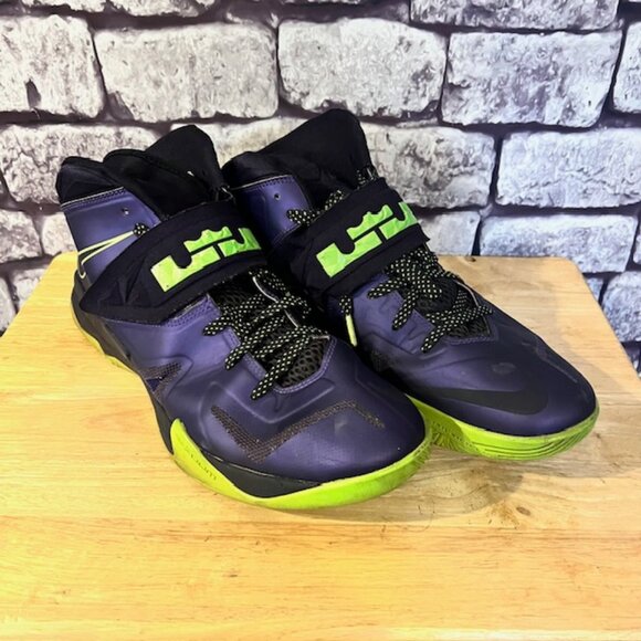 Nike Other - Nike Zoom Purple & Green Lace Up Sneakers Size 13